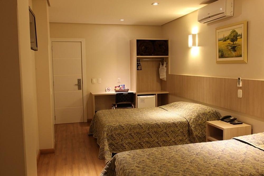 Golden Hotel - O Mais Central - Pet Friendly Chapecó Esterno foto