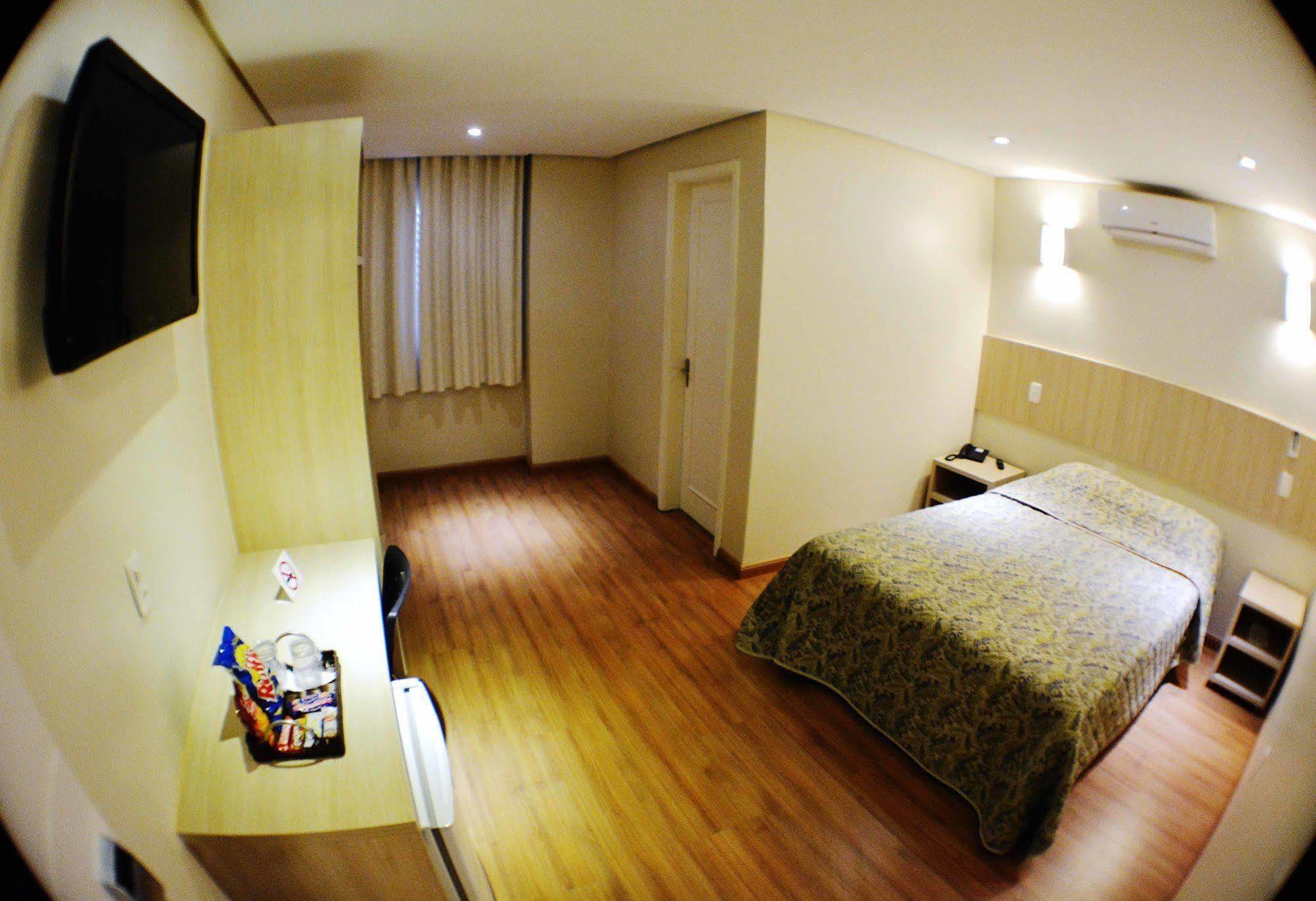 Golden Hotel - O Mais Central - Pet Friendly Chapecó Esterno foto
